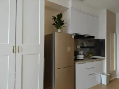 Yuexi Homestay (Nantong Railway Station The Mixc)