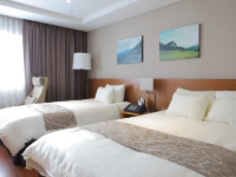 โมนา ยงเพียง โรงแรมในพย็องชัง