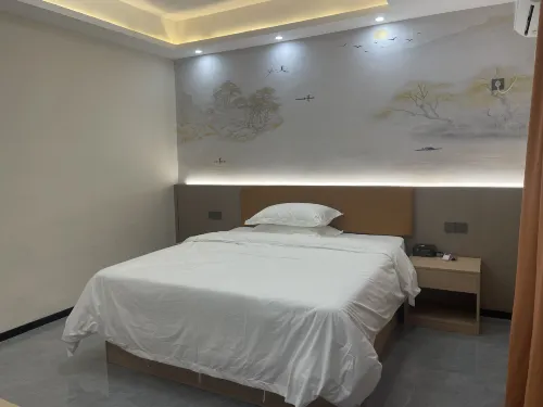 โรงแรม ไลท์ ลักซ์ชัวรี่ เมิ่งอิง (สวนอุตสาหกรรม วานไซ)