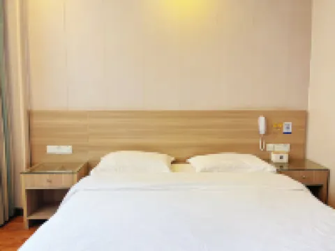 Yuanjia 365 Hotel Chain (Fangcheng Jialecheng Branch) Hotels in Fangchenggang