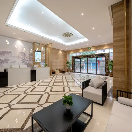 GeLi Hotel (Cenxi People's Hospital Bus Terminal)