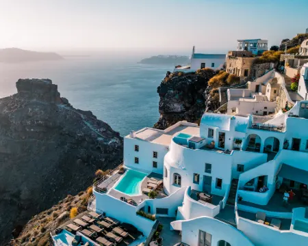 Eteoro Suites Hotels in Santorini
