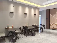 Kaiyang Jiutian Hotel (Zijiang Plaza Branch)