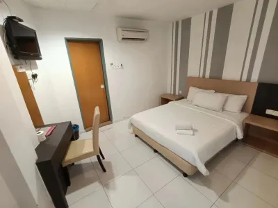 SR Inn Hotel di Ulu Benut