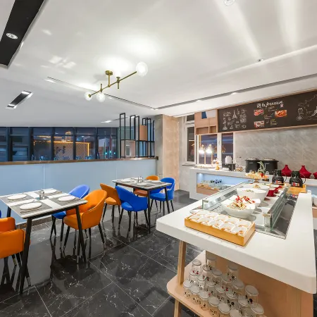 Kyriad Marvelous Hotel Guyuan Xiji Town