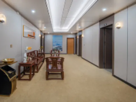 九宮山ホリデイホテル（九宮山景勝地雲中湖） 通山のホテル