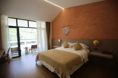 Nujiang Chuiyantai Homestay