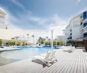 Oaks Hervey Bay Resort and Spa - Beach