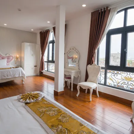 Hoang Gia Hotel Tuy Hoa Отели рядом с достопримечательностью «Городской плаж»