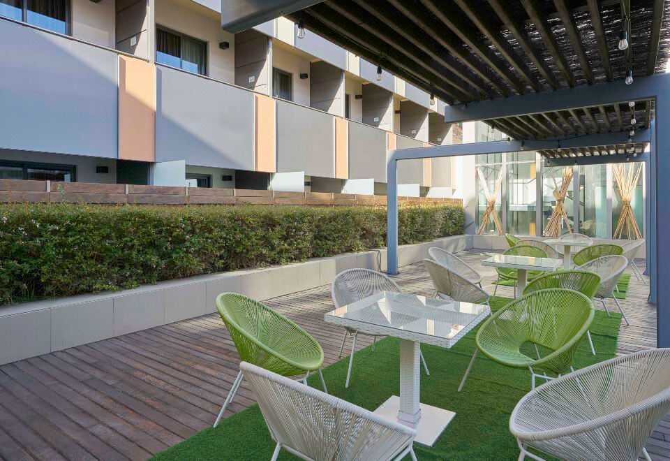 Vincci Zentro HotelOver view