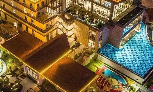 Regal Palace DeRUCCI Resort