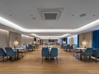 Jinglai Hotel·Selection (Shanghai Daning Lingshi Park) Hotels near Langao Road Station