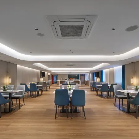 Jinglai Hotel·Selection (Shanghai Daning Lingshi Park)