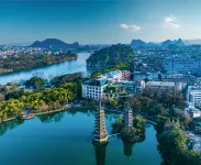 Venus Royal Hotel (Guilin Elephant Trunk Hill Sun and Moon Twin Towers)