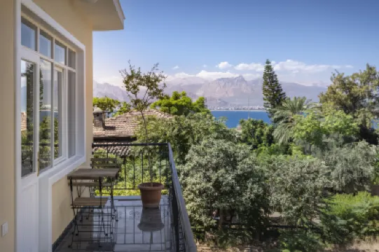 好事之家 鄰近卡拉阿里奧盧公園的酒店