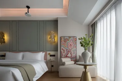 俏飯店（五一廣場培元橋地鐵站店） 白鶴泉附近的飯店