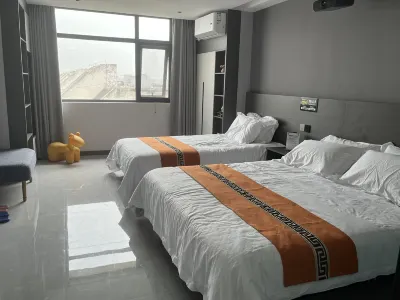 Qingxian Homestay Hotell i Yanshi