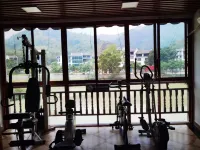 BamabainiaozhuangHotel - نادي رياضي