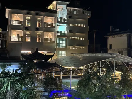 Lanting Hot Spring B&B (Eryuan Niujie Branch)