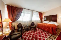 Hotel Royal Florence Các khách sạn gần The Triumphal Arch