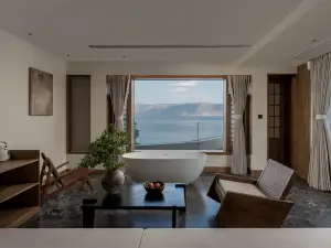 Dali S Bay Sea View Resort Hotel