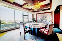 JingHang Holiday Hotel - breakfast