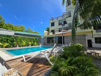 Madi Grand Maldives Các khách sạn ở Kunaavashi