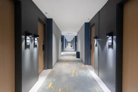 Kaimeilai Hotel (Shenzhen Futian Shangmeilin Subway Station Store) Отели рядом со станцией Shenzhen North Railway Station