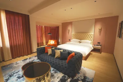 Langyue Hotel (Jinzhou Railway Station Branch) Hotels in Jinzhou Railway Station/Qiansheng Shopping Mall