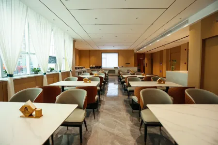 Jinxin Metropolis Hotel Отели рядом с достопримечательностью «Yulin Vocational and Technical College»