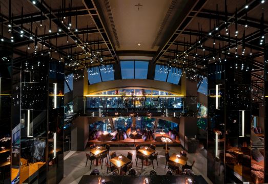 루프탑 바 전경