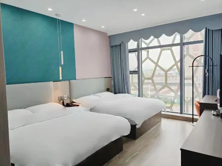 Yafeite Hotel (Guang'an South Railway Station) Отели рядом с достопримечательностью «Deng Xiaoping Former Residence Museum»