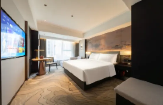 The GiorgioMorandi Hotels (West Railway Station International Convention and Exhibition Center) Hotels in Jinan