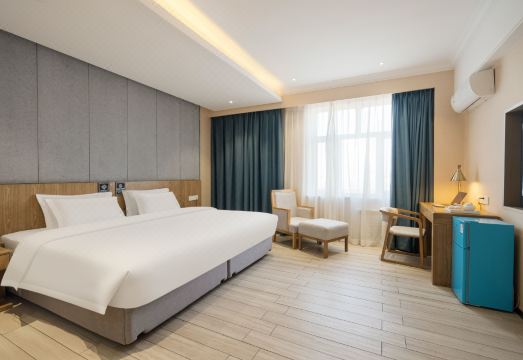 4. 우루무치 샹롱 ..