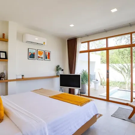 SaroRach Pool Villa Resort Kohlarn