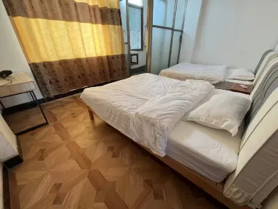 Lianping Ronghua Accommodation Hotels near Zhongxinzhen Huadeng Museum