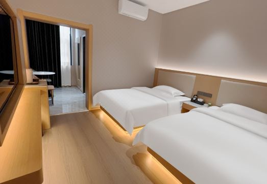 호텔 복도 전경