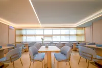 HanTing Hotel (Lanzhou Zhongchuan Airport Ruiling International)