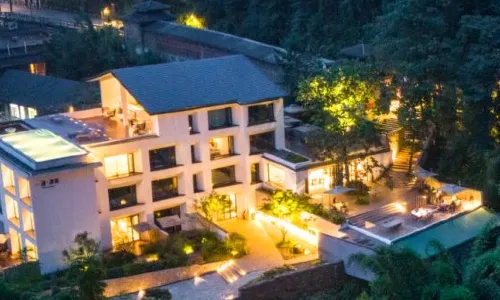 Trip.com Group Country Retreats (Mount Emei Yixi-Qingyin Joint Resort)