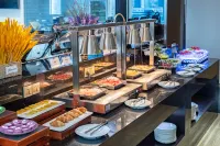 Lavande Hotels·Jiangmen Wuyi University Lihe Plaza Branch - sarapan