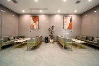 Yiyang Meiji Hotel (Wanda Plaza) - 2-Star