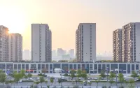 City Comfort Inn Hotel (Wuhan Yangluo Wanda Plaza) Отели рядом с достопримечательностью «Уханьский институт биоинженерии-Марксистский институт»