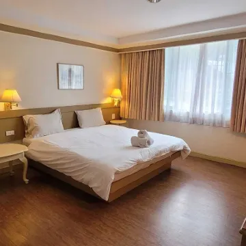 โรงแรมเนปทูน่า กะตะ โรงแรมใกล้สตาร์บัคส์ หาดกะตะ