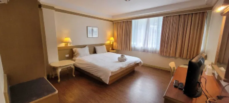 Neptuna Kata Beach Hotels near Big Buddha