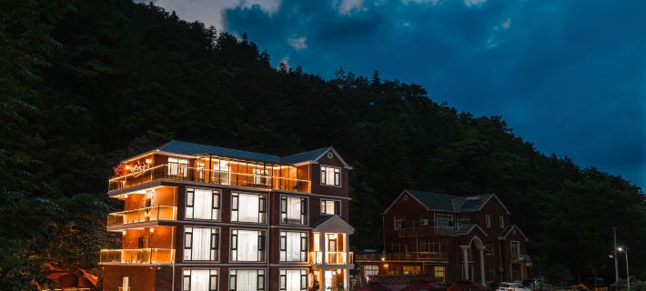 taoyeyinyuanshanzhaung Hotels in Yuexi