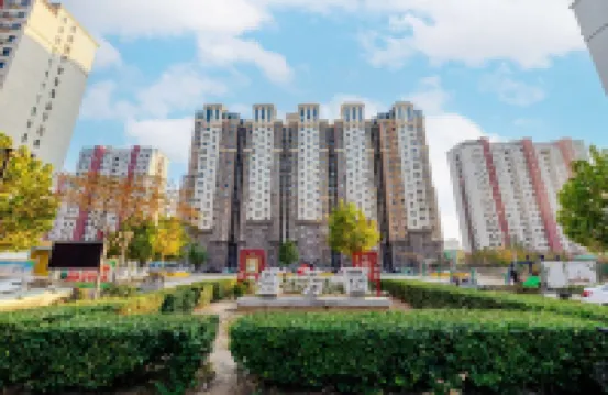 Fruity Luxury Inn Hotels near Tanghainan Railway Station