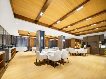 Lanberry Boutique Hotel Отели рядом со станцией Lanzhou East Railway Station