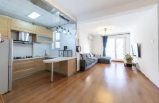 Summer Homestay (Changbai Mountain Edelweiss Deer Taming Garden Branch)