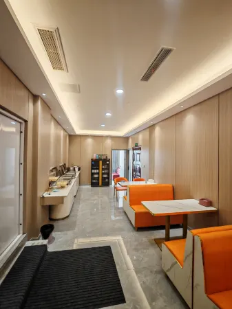 Zhongxian Haiyun Hotel Отели рядом с достопримечательностью «Zhongzhou Old Street»