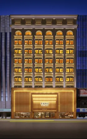 Harbin Junyi Hotel (Central Street Railway Station) Отели рядом с достопримечательностью «Heilongjiang University of Chinese Medicine Asset Management Department»